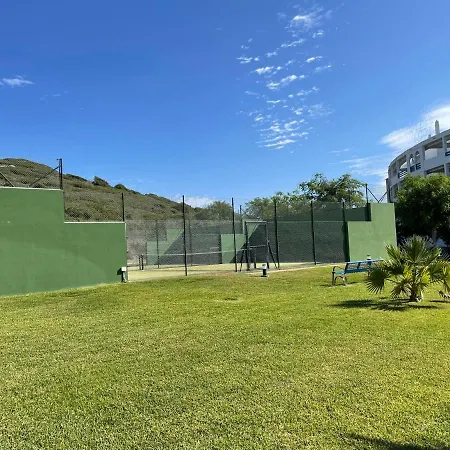 Duquesa Suites 219 *